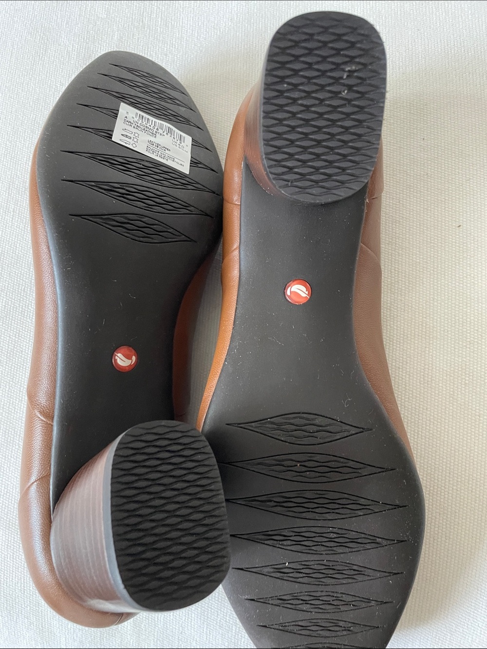 Clarks Brown Round-Toe Block Heel Pumps - Picture 6 of 9